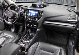 Подержанный автомобиль Subaru Forester Suv 2019 года (11 фото)
