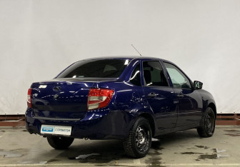 Подержанный автомобиль LADA (ВАЗ) Granta Sedan 2013 года (5 фото)