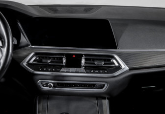Подержанный автомобиль BMW X5 2019 года (13 фото)