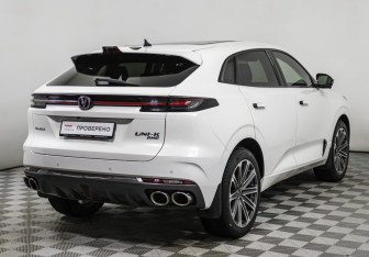 Подержанный автомобиль Changan UNI-K 2023 года (5 фото)