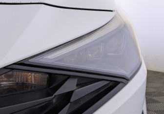 Подержанный автомобиль Hyundai Elantra Sedan 2021 года (11 фото)
