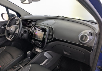 Подержанный автомобиль Renault Kaptur 2020 года (22 фото)