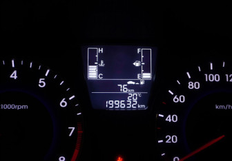 Подержанный автомобиль Hyundai Solaris Sedan 2014 года (15 фото)