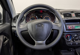 Подержанный автомобиль LADA (ВАЗ) Granta Sedan 2023 года (21 фото)