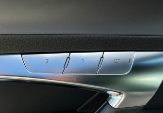 Подержанный автомобиль Audi A7 2019 года (17 фото)