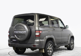 Подержанный автомобиль УАЗ Patriot 2019 года (5 фото)