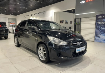 Подержанный автомобиль Hyundai Solaris Sedan 2012 года (3 фото)