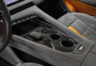 Подержанный автомобиль Zeekr 001 2023 года (18 фото)