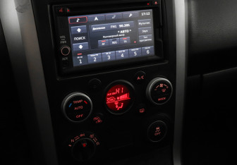 Подержанный автомобиль Suzuki Grand Vitara 2012 года (9 фото)