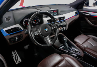 Подержанный автомобиль BMW X2 2018 года (8 фото)