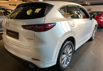 Новый Mazda CX-5 2025 (4 фото)