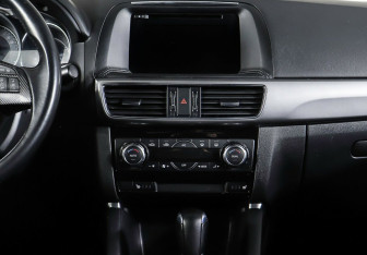 Подержанный автомобиль Mazda CX-5 2016 года (15 фото)