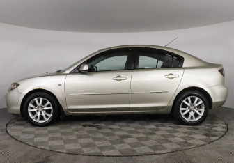 Подержанный автомобиль Mazda 3 Sedan 2007 года (8 фото)
