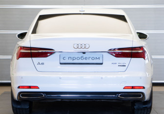 Подержанный автомобиль Audi A6 Sedan 2018 года (5 фото)