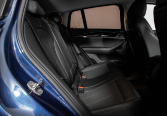 Подержанный автомобиль BMW X4 2019 года (9 фото)