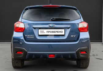 Подержанный автомобиль Subaru XV 2012 года (5 фото)