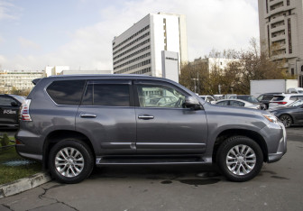 Подержанный автомобиль Lexus GX 2015 года (4 фото)