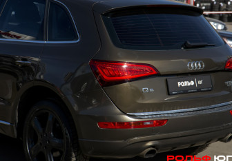Подержанный автомобиль Audi Q5 2014 года (21 фото)