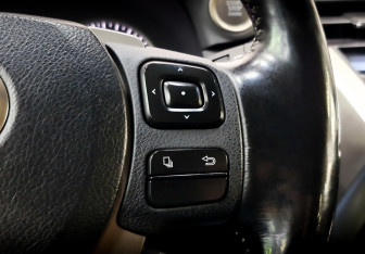 Подержанный автомобиль Lexus NX 2016 года (25 фото)