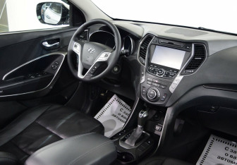 Подержанный автомобиль Hyundai Santa Fe 2012 года (10 фото)