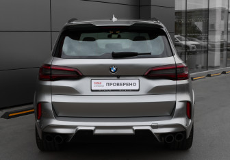 Подержанный автомобиль BMW X5 M 2020 года (6 фото)