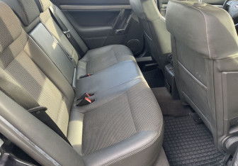 Подержанный автомобиль Opel Vectra Sedan 2007 года (11 фото)
