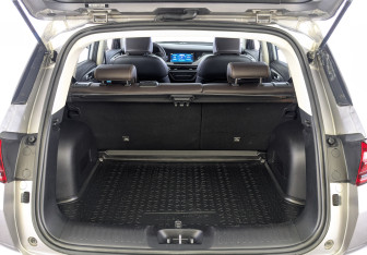 Подержанный автомобиль Changan CS35PLUS 2019 года (10 фото)