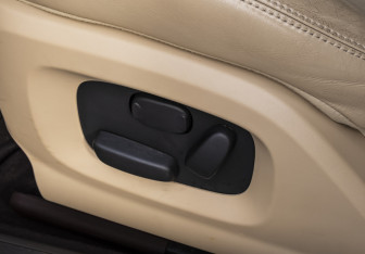 Подержанный автомобиль Jaguar XF Sedan 2013 года (19 фото)