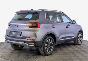 Подержанный автомобиль Chery Tiggo 4 2022 года (5 фото)
