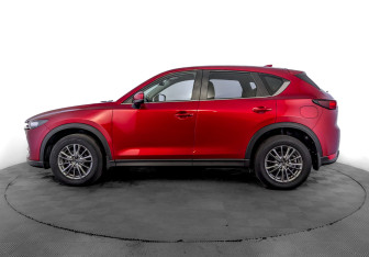 Подержанный автомобиль Mazda CX-5 2019 года (8 фото)