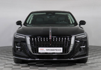 Подержанный автомобиль Hongqi H5 2024 года (2 фото)