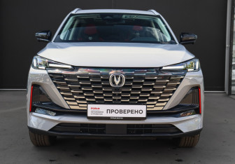 Подержанный автомобиль Changan UNI-S 2024 года (2 фото)