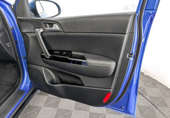 Подержанный автомобиль Kia Sportage 2021 года (24 фото)