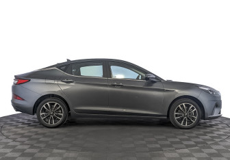 Подержанный автомобиль JAC J7 2021 года (4 фото)