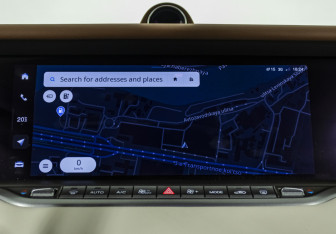 Подержанный автомобиль Voyah Free 2022 года (16 фото)