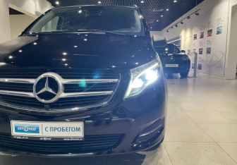 Подержанный автомобиль Mercedes-Benz Vito 2019 года (9 фото)