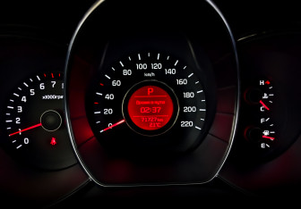 Подержанный автомобиль Kia Rio Sedan 2016 года (13 фото)