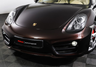 Подержанный автомобиль Porsche Cayman 2016 года (27 фото)