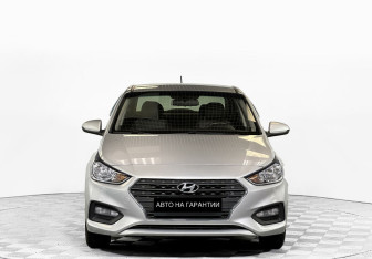 Подержанный автомобиль Hyundai Solaris Sedan 2019 года (2 фото)