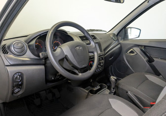 Подержанный автомобиль LADA (ВАЗ) Granta Sedan 2024 года (16 фото)