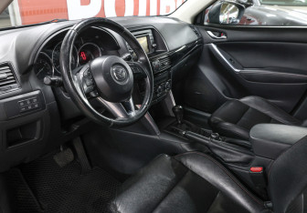 Подержанный автомобиль Mazda CX-5 2012 года (16 фото)