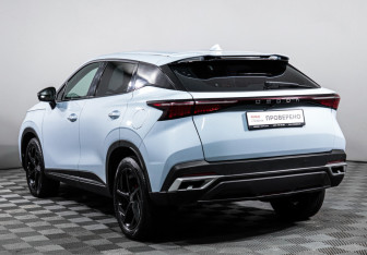 Подержанный автомобиль Omoda C5 2023 года (7 фото)