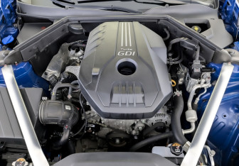 Подержанный автомобиль Kia Stinger 2021 года (9 фото)