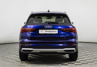Подержанный автомобиль Audi Q3 2021 года (6 фото)