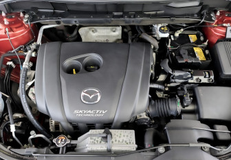 Подержанный автомобиль Mazda CX-5 2018 года (10 фото)