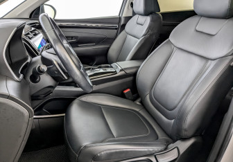 Подержанный автомобиль Hyundai Tucson 2021 года (21 фото)