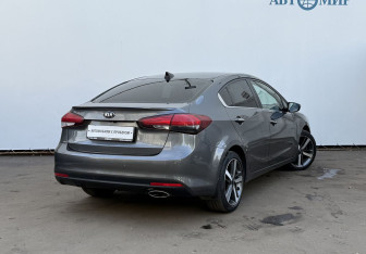Подержанный автомобиль Kia Cerato Sedan 2018 года (5 фото)