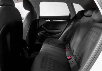 Подержанный автомобиль Audi A3 Hatchback 2013 года (10 фото)