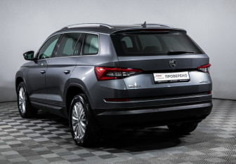 Подержанный автомобиль Skoda Kodiaq 2019 года (7 фото)