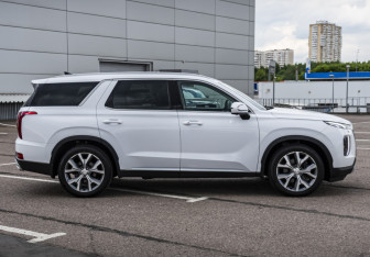Подержанный автомобиль Hyundai Palisade 2021 года (4 фото)